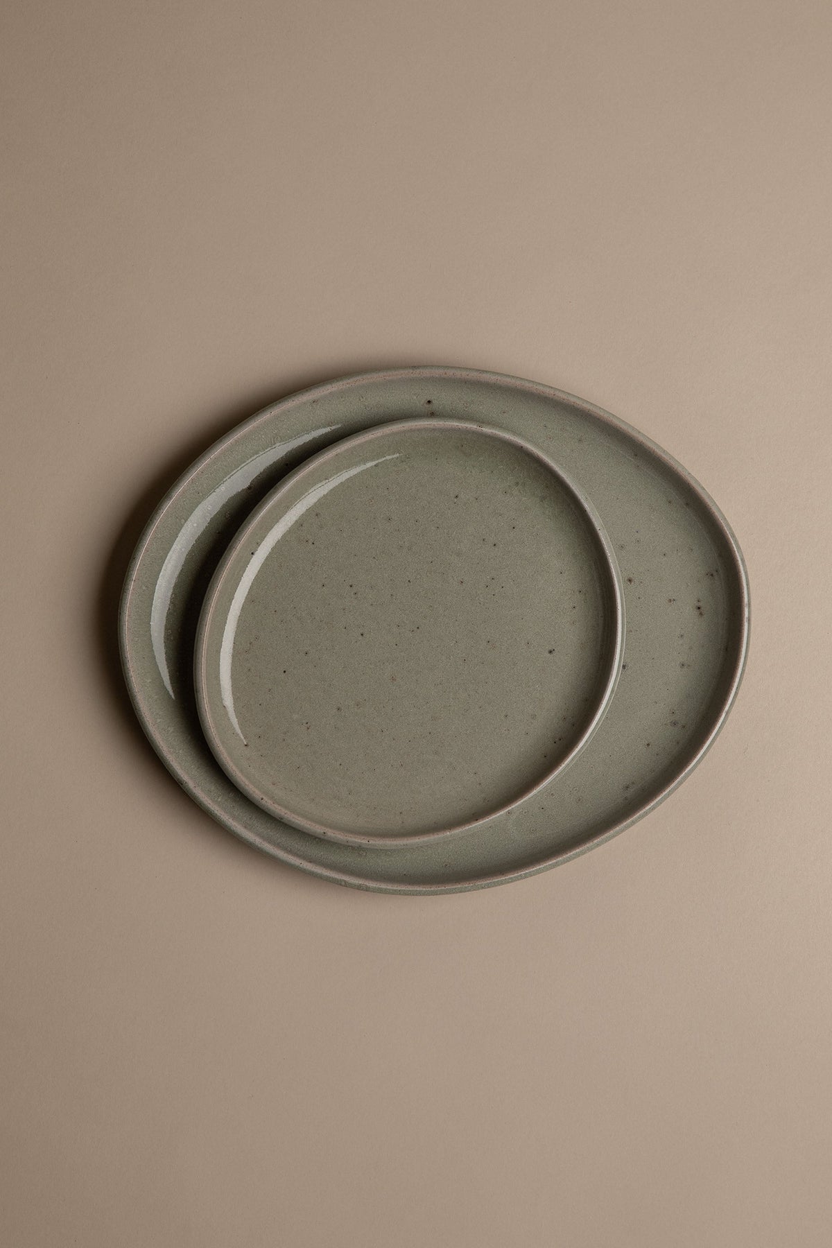 ASHEN DINNER PLATE