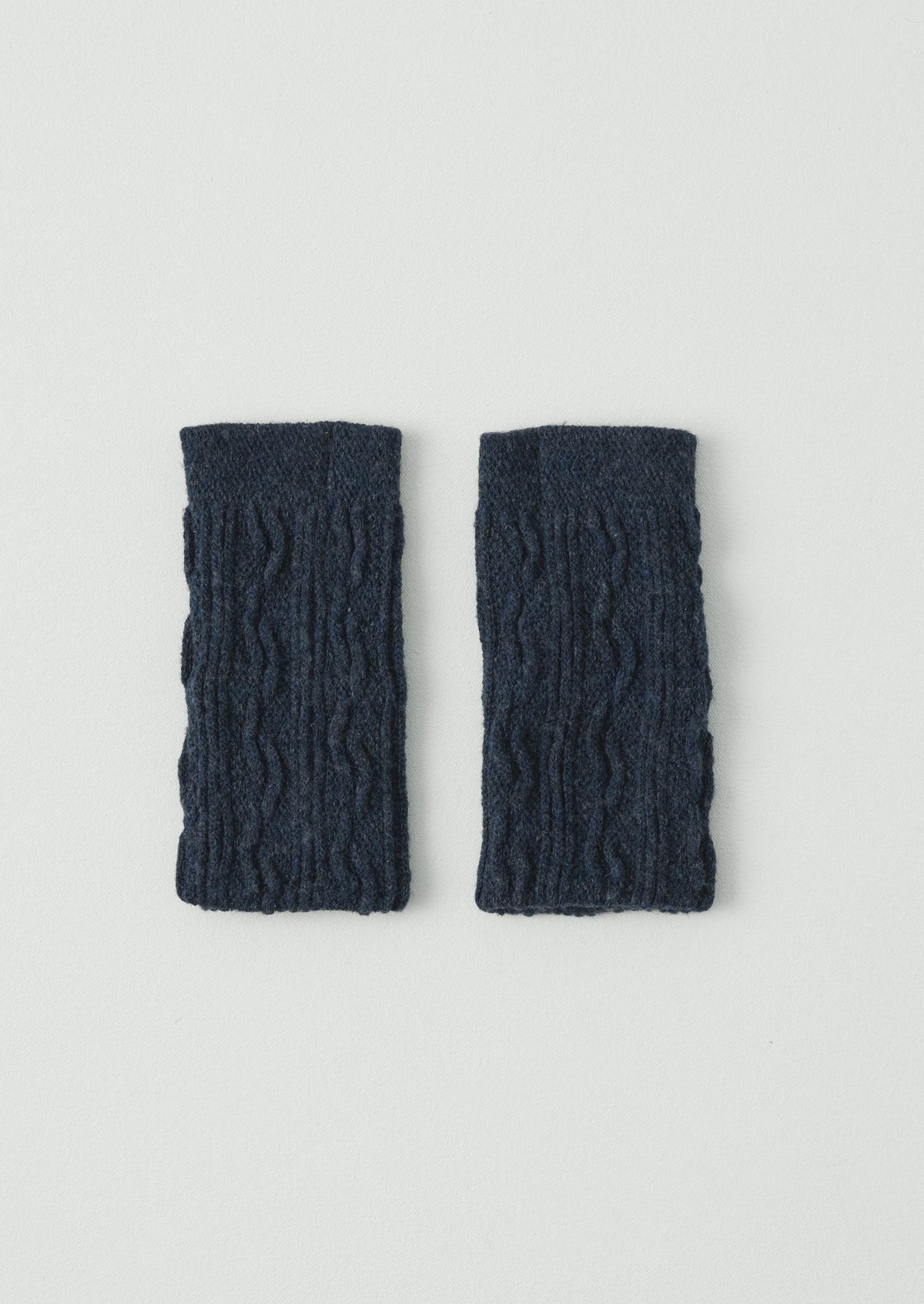 Nishiguchi Kutsushita Wool Hand Warmers | Deep Blue