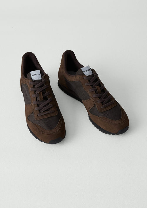 Novesta Marathon Trail Sole Trainers | Bitter Chocolate