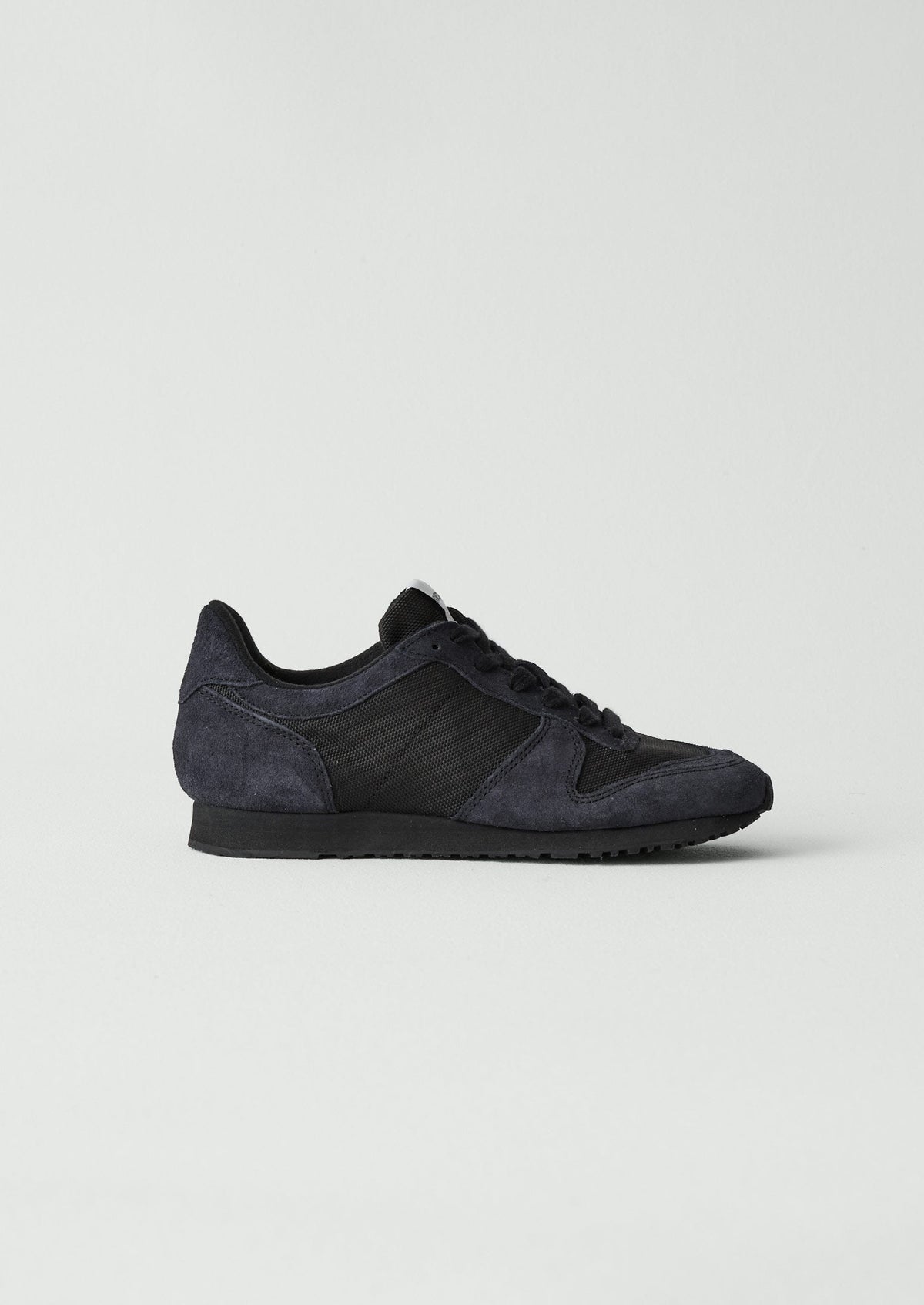 Novesta Marathon Trail Trainers | Oil