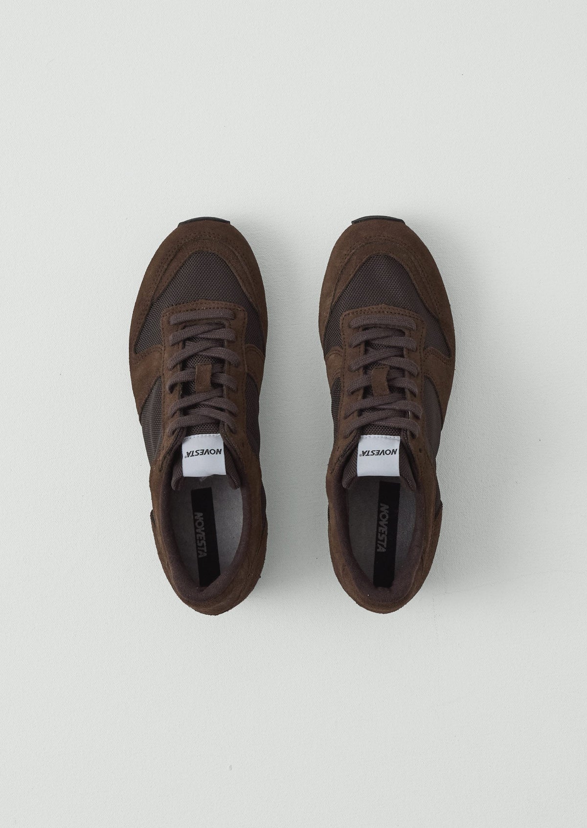 Novesta Marathon Trail Trainers | Bitter Chocolate