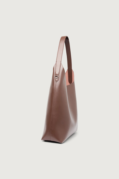 EVERYDAY SHOULDER BAG
