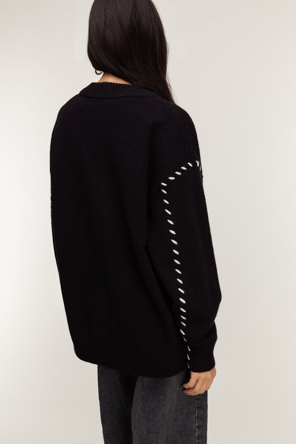 CONTRAST STITCH DETAIL BUTTON FRONT CARDIGAN