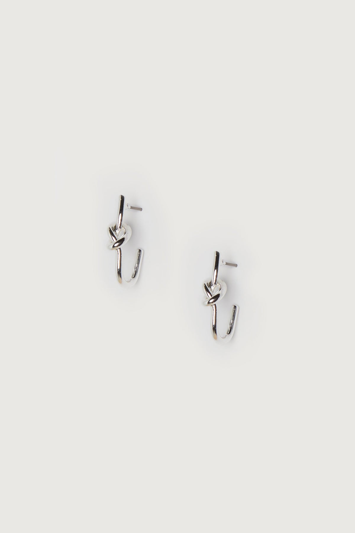 KNOT OPEN HOOP EARRING