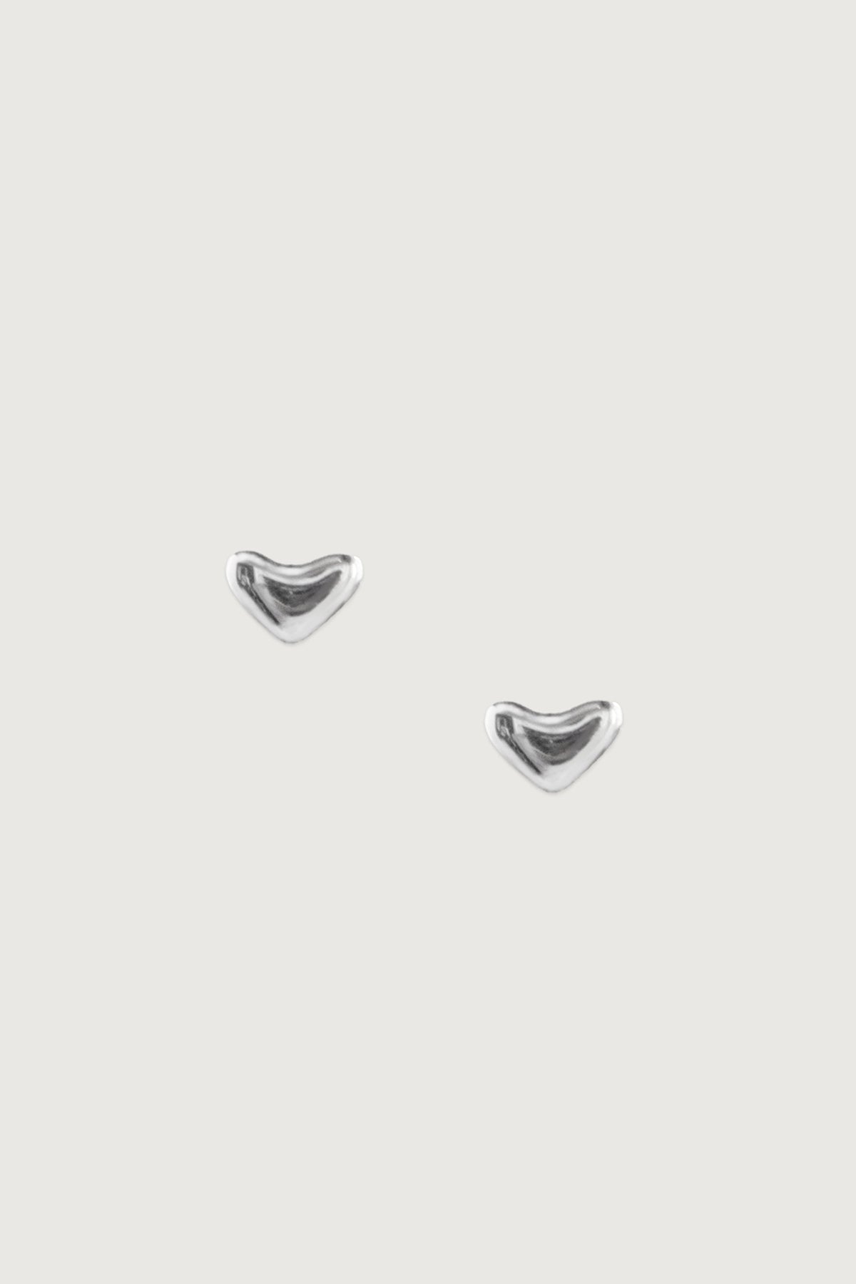 HEART STUD