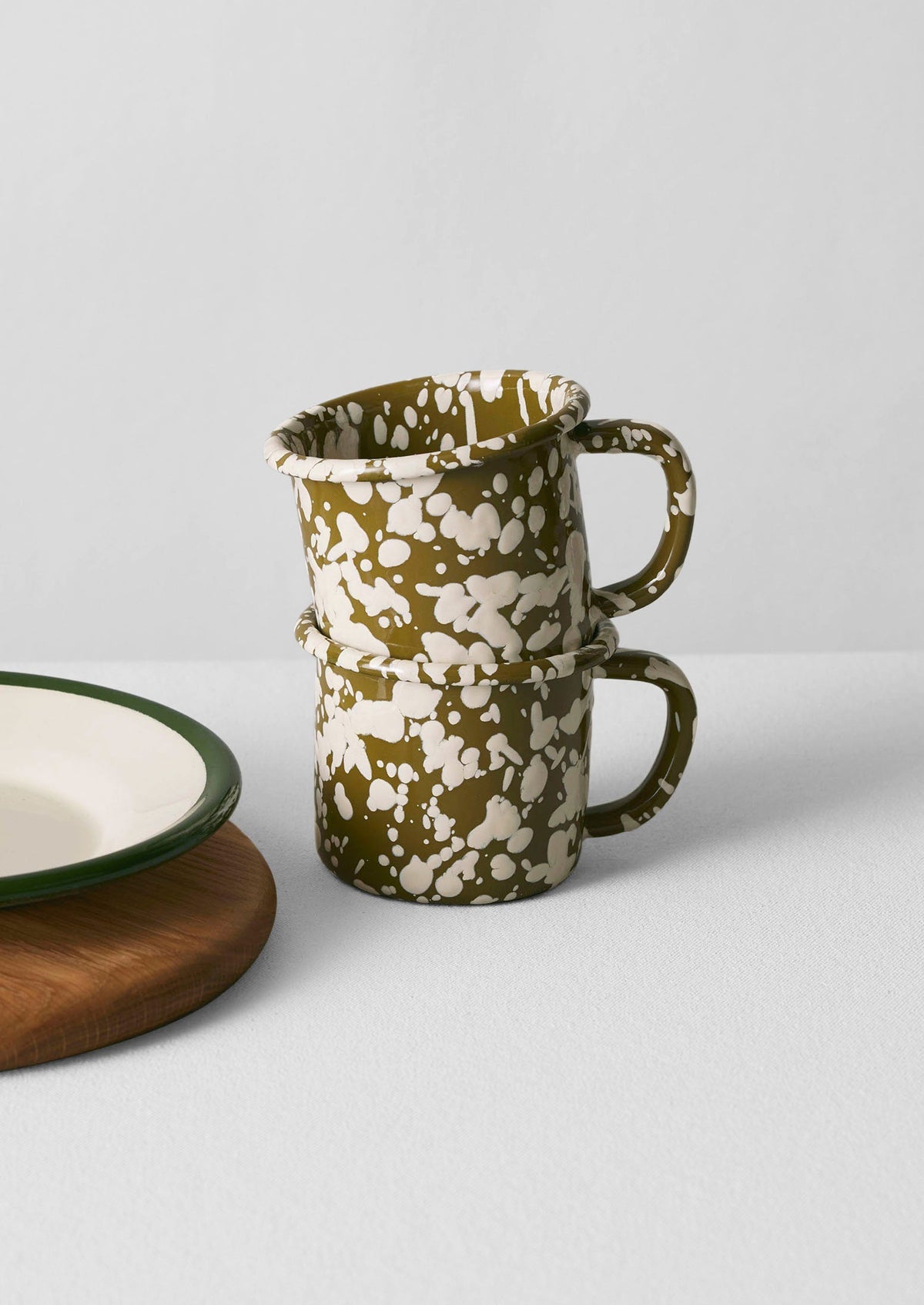 Splatter Enamel Mug | Olive/Ecru