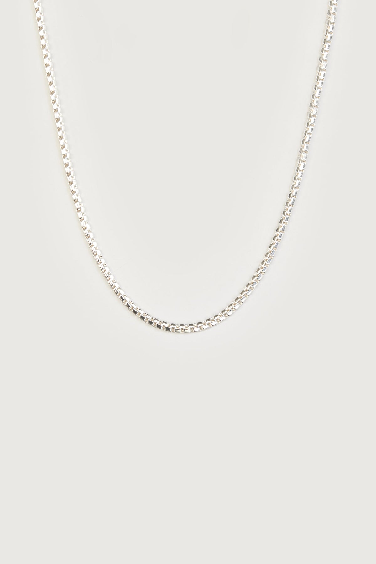 CURB CHAIN NECKLACE