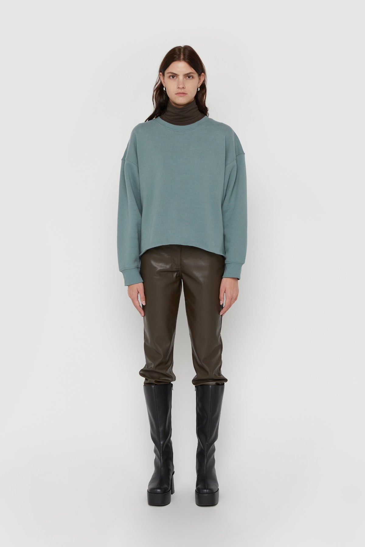 OVERSIZED SWEATSHIRT