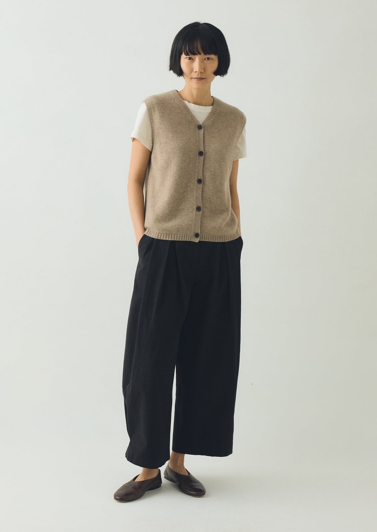 Wool Cashmere V Neck Tank | Stone Melange