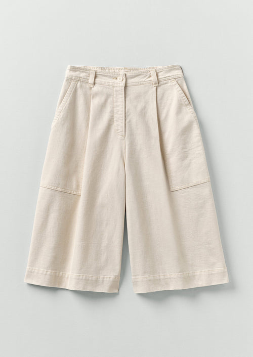 Pleated Denim Shorts | Ecru